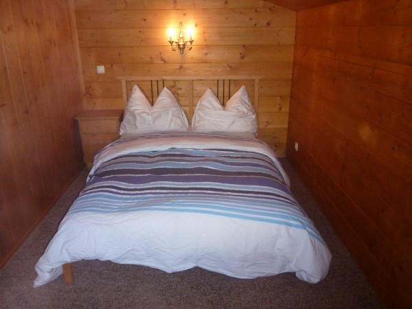 slaapkamer met tweepersoonsbed, Eisenspitze